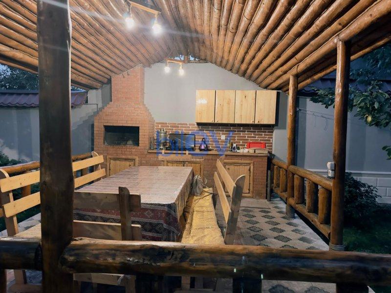 Kirayə (günlük) 4 otaqlı Villa  250m², Qəbələ