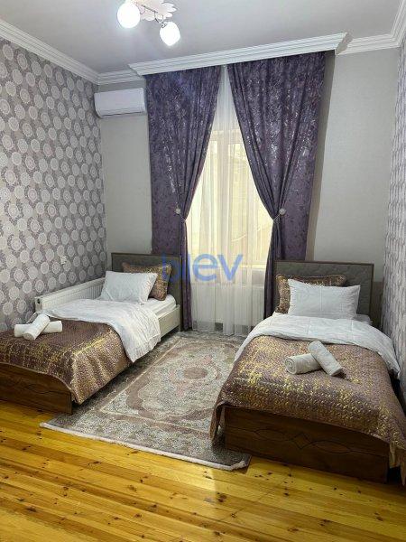 Kirayə (günlük) 4 otaqlı Villa  250m², Qəbələ