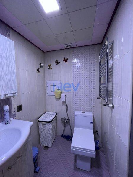 Satış 4 otaqlı Yeni Tikili bina evi  130m², Bakı