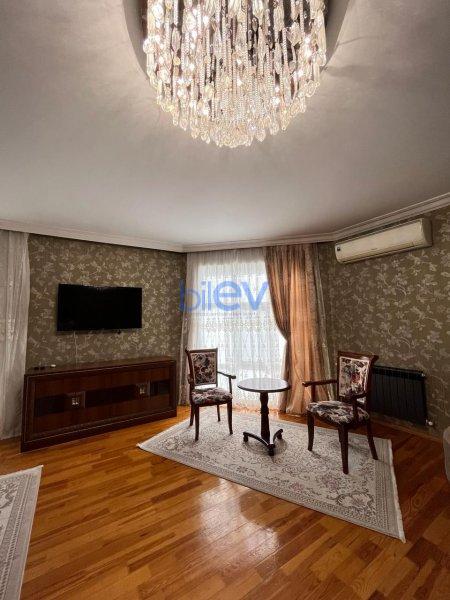 Satış 4 otaqlı Yeni Tikili bina evi  130m², Bakı