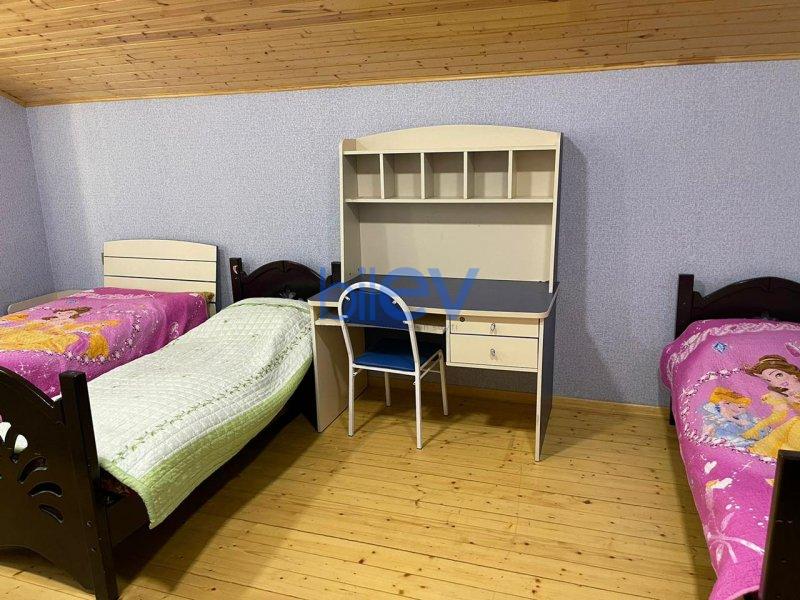 Günlük Kirayə 4 otaqlı Bağ evi  150m², Bakı