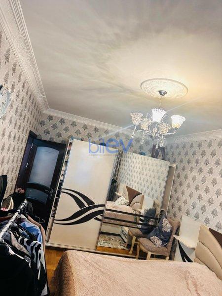 Satış 3 otaqlı Köhnə Tikili bina evi  80m², Bakı