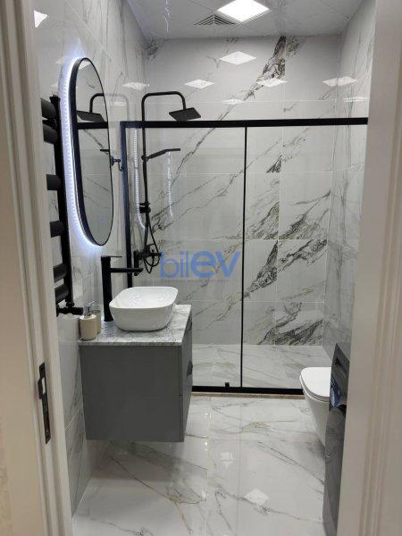 Aylıq Kirayə 3 otaqlı Yeni Tikili bina evi  98m², Bakı