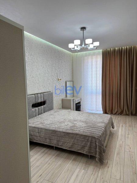 Aylıq Kirayə 3 otaqlı Yeni Tikili bina evi  98m², Bakı