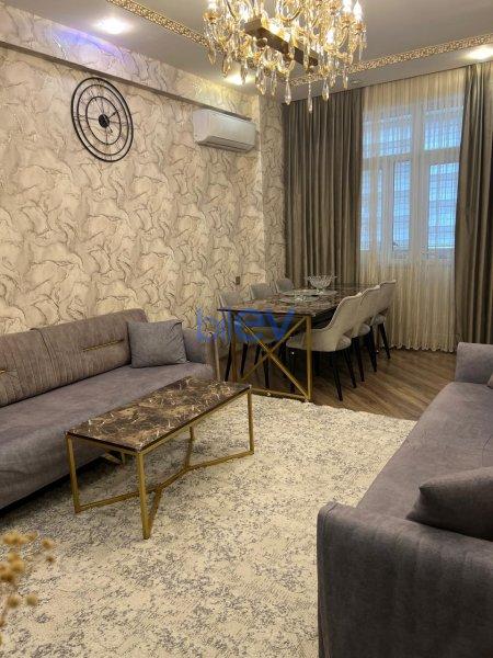 Satış 3 otaqlı Yeni Tikili bina evi  110m², Bakı