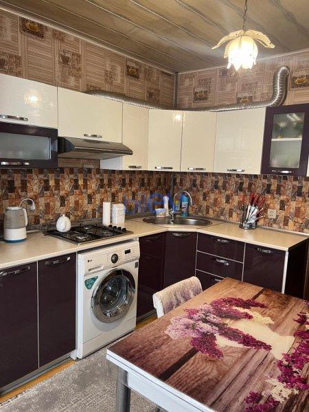 Satış 3 otaqlı Köhnə Tikili bina evi  79m², Sumqayıt