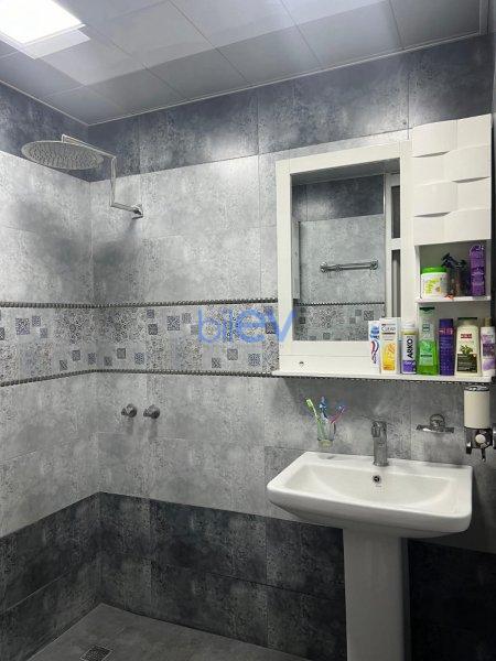 Satış 3 otaqlı Köhnə Tikili bina evi  79m², Sumqayıt