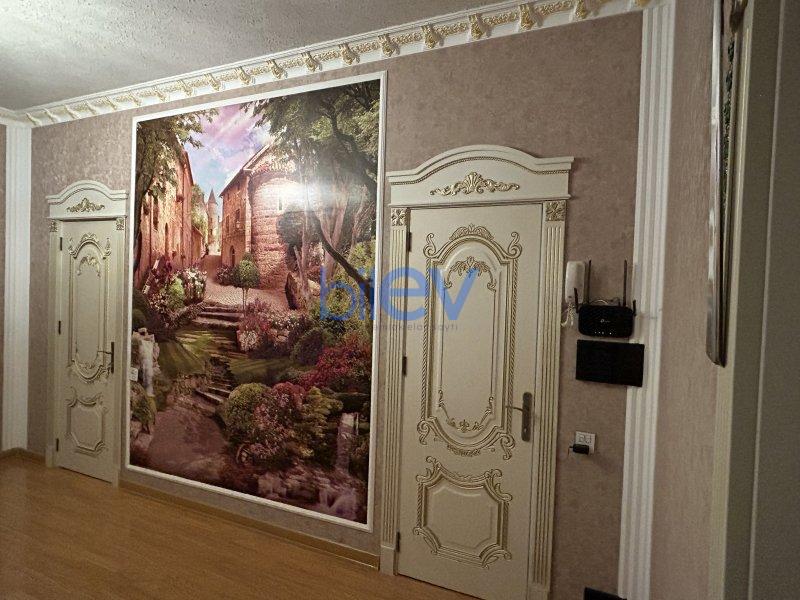Satış 4 otaqlı Yeni Tikili bina evi  147m², Bakı
