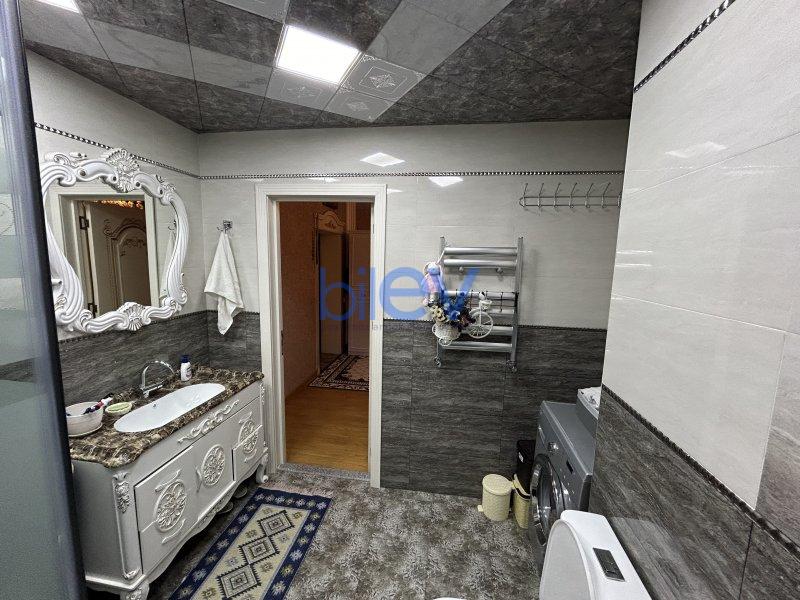 Satış 4 otaqlı Yeni Tikili bina evi  147m², Bakı