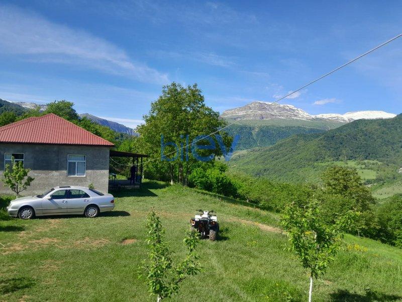 Kirayə (günlük) 2 otaqlı Bağ evi  64m², Quba