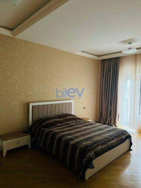 Aylıq Kirayə 5 otaqlı Bağ evi  300m², Bakı