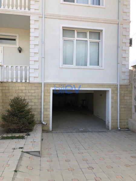 Aylıq Kirayə  otaqlı Bağ evi  m², Bakı