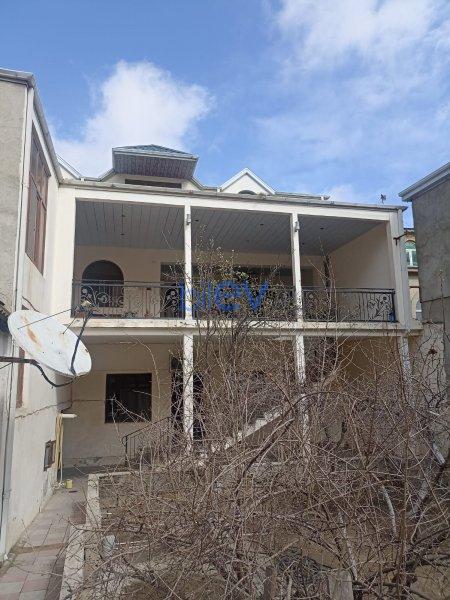 Satış 12 otaqlı Həyət evi  420m², Xırdalan
