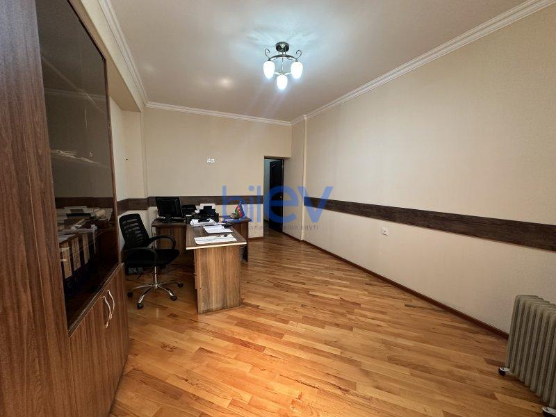 Aylıq Kirayə 3 otaqlı Ofis  102m², Bakı