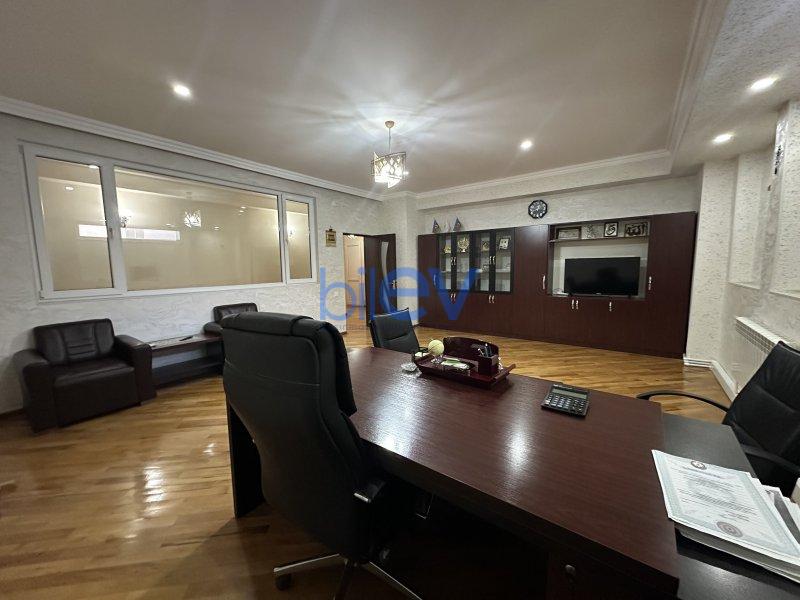 Aylıq Kirayə 3 otaqlı Ofis  102m², Bakı