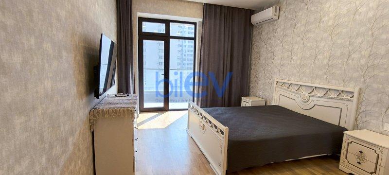 Aylıq Kirayə 4 otaqlı Yeni Tikili bina evi  178m², Bakı