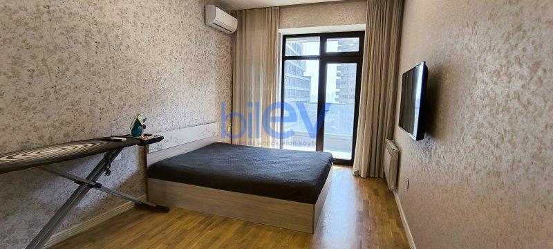 Aylıq Kirayə 4 otaqlı Yeni Tikili bina evi  178m², Bakı