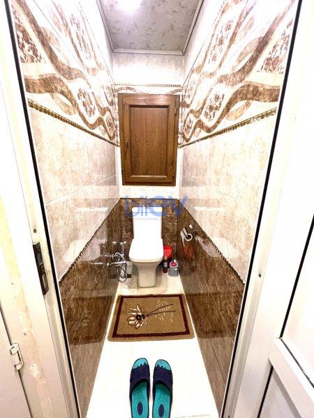 Satış 4 otaqlı Köhnə Tikili  135m², Bakı