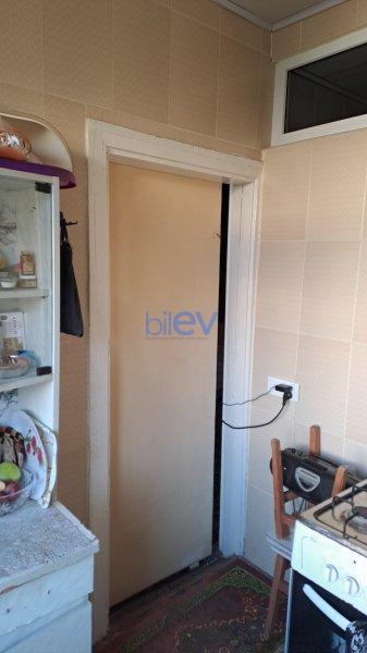 Satış 2 otaqlı Köhnə Tikili bina evi  41m², Bakı