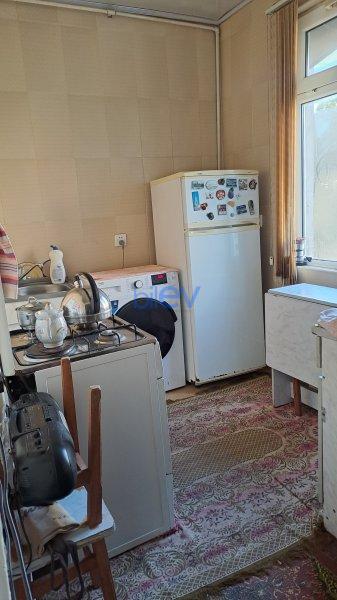 Satış 2 otaqlı Köhnə Tikili bina evi  41m², Bakı