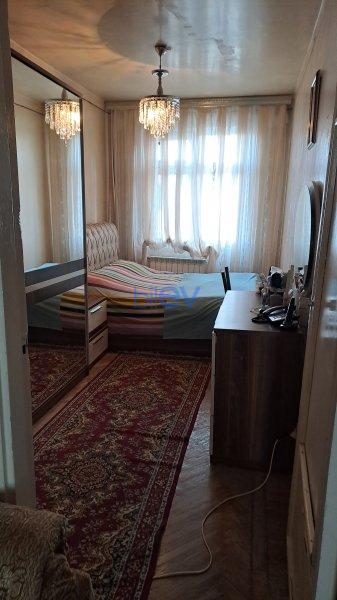 Satış 2 otaqlı Köhnə Tikili bina evi  41m², Bakı