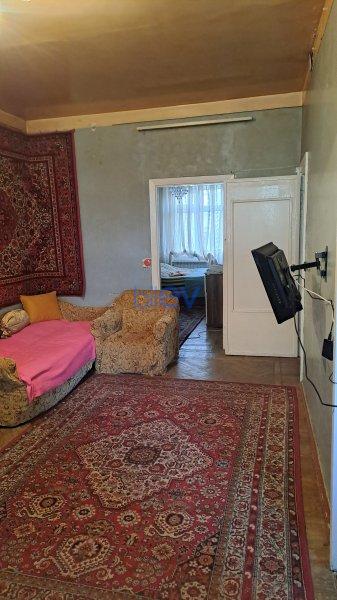 Satış 2 otaqlı Köhnə Tikili bina evi  41m², Bakı