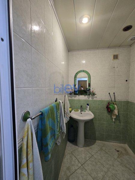Satış 2 otaqlı Köhnə Tikili bina evi  33m², Bakı