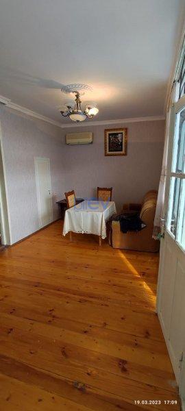 Satılır 3 otaqlı Həyət evi  80m², Şəki