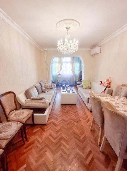 Satılır 2 otaqlı Köhnə Tikili  50m², Bakı