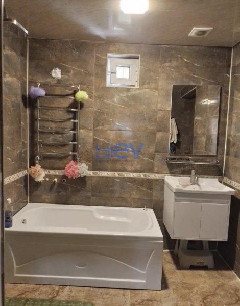Satılır 5 otaqlı Həyət evi  228m², Bakı