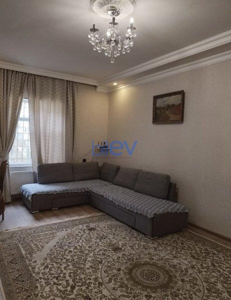 Satılır 5 otaqlı Həyət evi  228m², Bakı