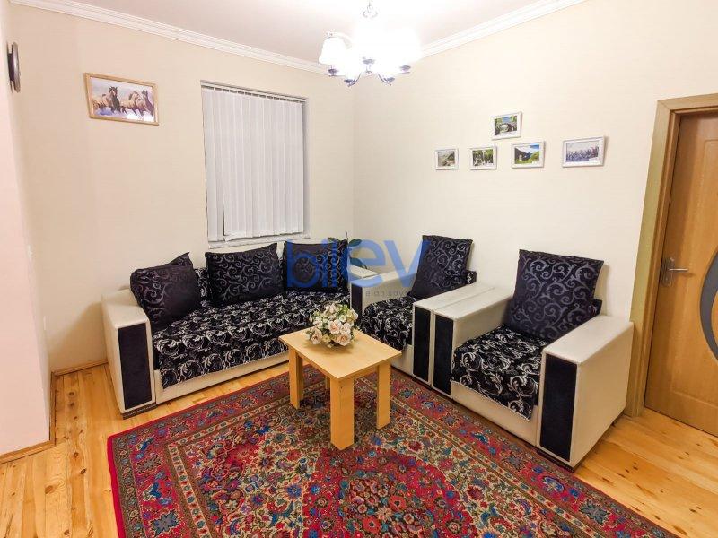 Satılır 3 otaqlı Həyət evi  72m², Qax