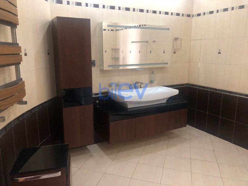 Kirayə (aylıq) 4 otaqlı Yeni Tikili  220m², Bakı