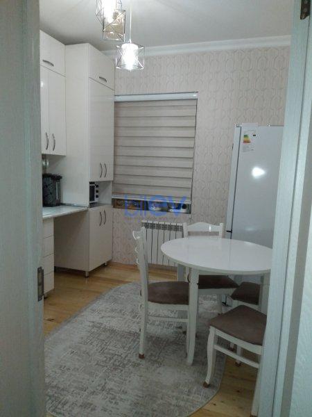 Satılır 4 otaqlı Həyət evi  102m², Bakı