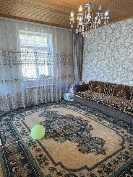 Satılır 5 otaqlı Həyət evi  4m², Bakı