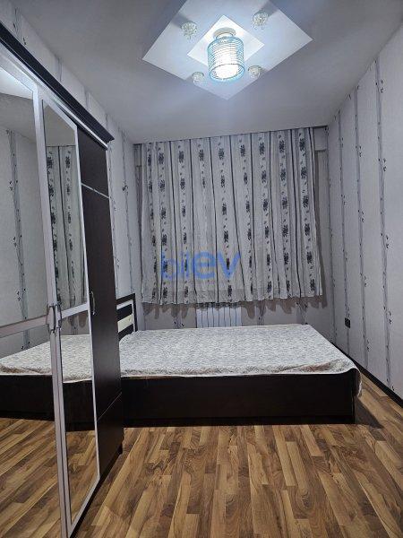 Kirayə (aylıq) 3 otaqlı Yeni Tikili  100m², Bakı