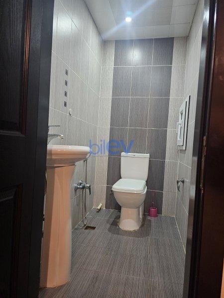 Kirayə (aylıq) 3 otaqlı Yeni Tikili  100m², Bakı