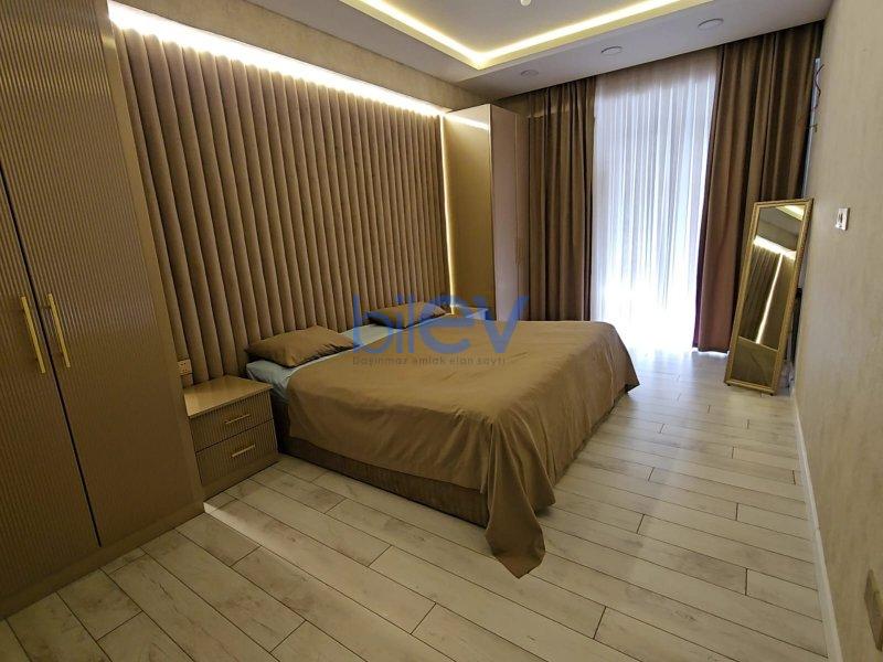 Kirayə (aylıq) 3 otaqlı Yeni Tikili  140m², Bakı