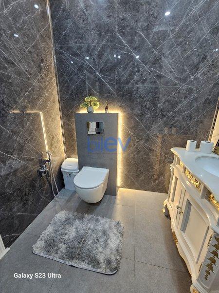 Kirayə (aylıq) 3 otaqlı Yeni Tikili  140m², Bakı