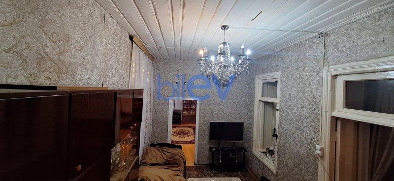 Satılır 5 otaqlı Köhnə Tikili  90m², Bakı