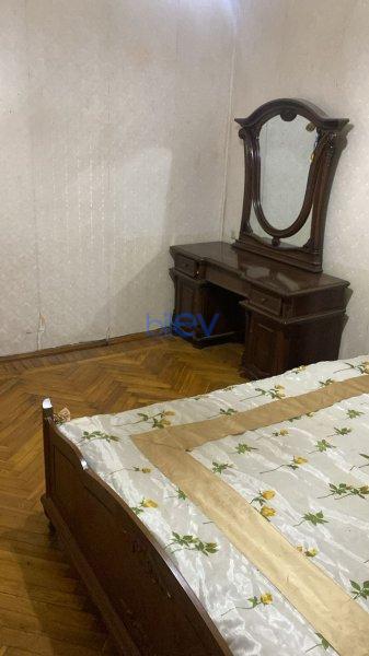 Aylıq Kirayə 3 otaqlı Köhnə Tikili bina evi  100m², Bakı