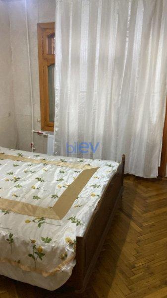 Aylıq Kirayə 3 otaqlı Köhnə Tikili bina evi  100m², Bakı