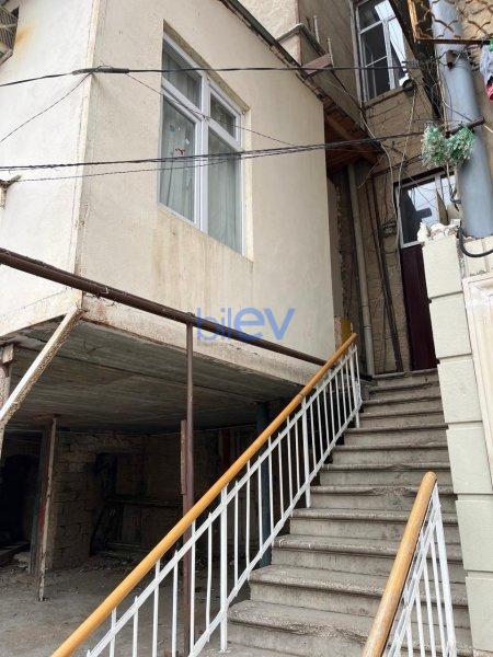 Satılır 3 otaqlı Köhnə Tikili  90m², Bakı