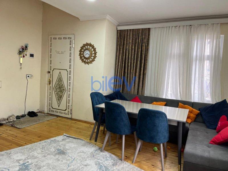 Satılır 3 otaqlı Köhnə Tikili  90m², Bakı