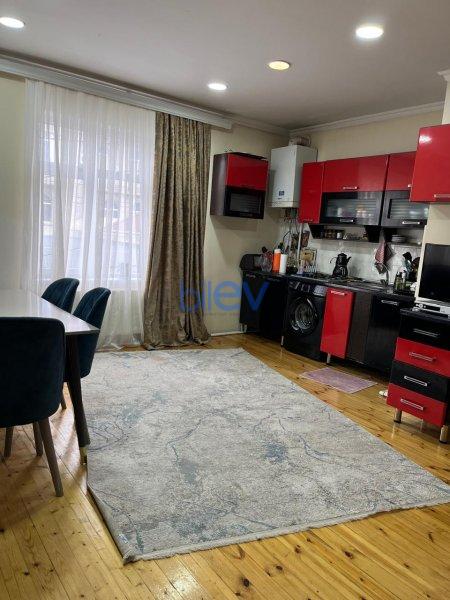 Satılır 3 otaqlı Köhnə Tikili  90m², Bakı