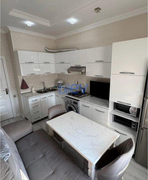 Kirayə (aylıq) 3 otaqlı Köhnə Tikili  60m², Bakı