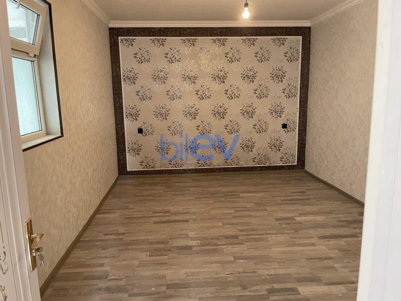 Satılır 5 otaqlı Həyət evi  250m², Bakı