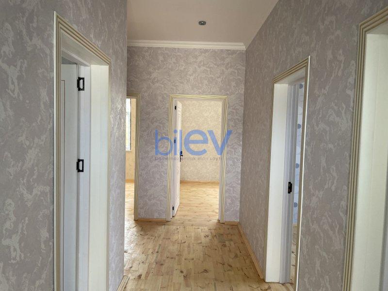 Satılır 4 otaqlı Həyət evi  250m², Bakı