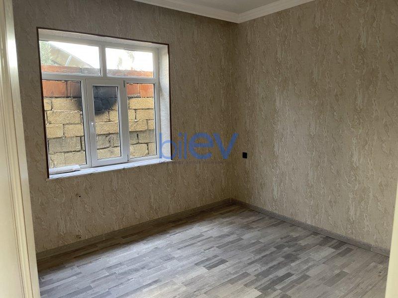 Satılır 4 otaqlı Həyət evi  200m², Bakı