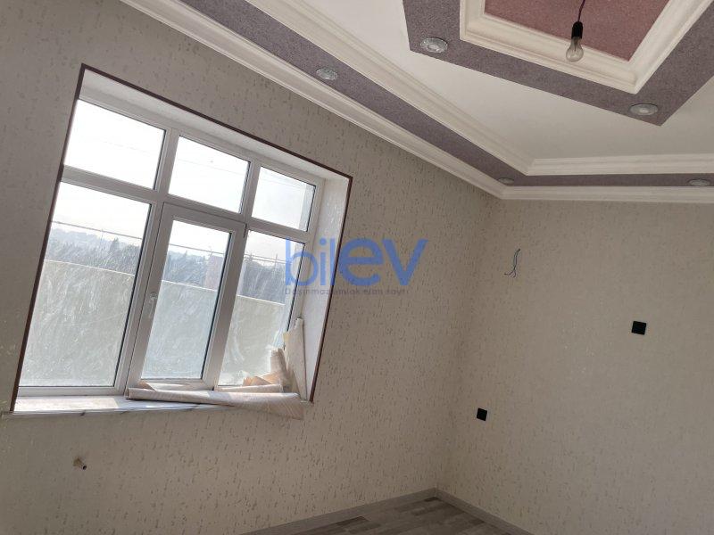 Satılır 4 otaqlı Həyət evi  200m², Bakı